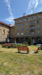 Apartment by the Fountain in the Center of Banska Bystrica - Banská Bystrica - 2