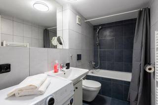 Cozy apartment near Křižikova metro - Prag - 1
