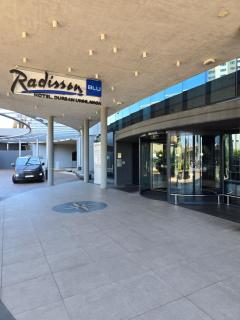 Oceans Apartments Balcony Suites in the Radisson Blu Hotel Building Tower, Durban Umhlanga - Durban - 6