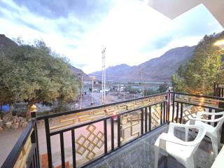 Hotel Kaza Manjushree - 4