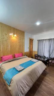 Hotel Kaza Manjushree - 2