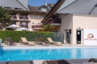 Logis Hotel Arc En Ciel - Thonon-les-Bains - 0