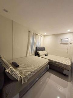 2 bedroom cute log house in Bacolod- near NGC - Bacolod - 4