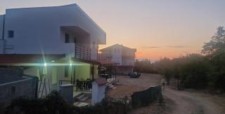The Brothers Villa - 6