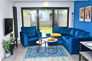 The Haven Ten - Chic & Roomy Escape - Ifield - 4