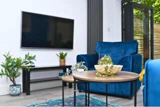 The Haven Ten - Chic & Roomy Escape - Ifield - 5