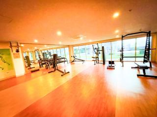 Luxury and Modern 1 Bedroom near Solaire, Okada - Manila - 9