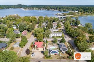 Lake Life Getaway - Condo near downtown! - 5