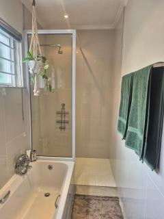 Serendipity 2 Bedroom Family Home in Onrus - Hermanus - 8