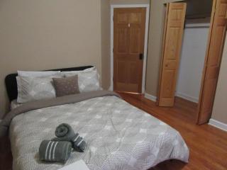 Hyde Park Shared Apartments - Chicago - 4