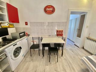 Bonghi Home, Graziosa a pochi passi da Navigli e Università Bocconi, nel cuore pulsante di Milano - Milan - 2