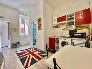 Bonghi Home, Graziosa a pochi passi da Navigli e Università Bocconi, nel cuore pulsante di Milano - Milan - 0