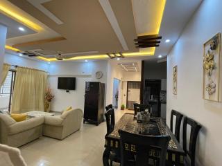 Luxurious 2BR DD Apartment near Karachi Airport Malir Cantt - Karachi - 3