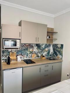 All Season - Spring Room - 7