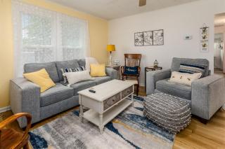 Cozy Bee Hive- Cheerful Stay Near Town - Mount Vernon - 0