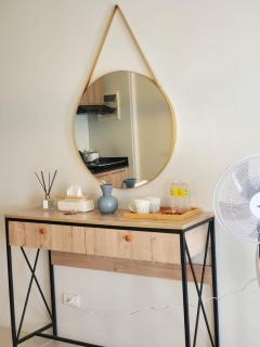 VERDANT by Camella Manors Deluxe Queen Room with Balcony, Gym and Swimming Pool - Puerto Princesa - 5