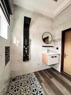 Bekouvi Smart Suite - City & Sea - Cotonou - 1