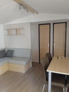 Mobil-home xl 4 personnes avec télé - 7