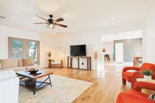 The Dallas Hub - Spacious 4BR - Prime location - 0