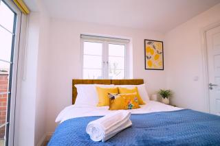 Grandeur at Kennedy - 5 Bedroom for Group of 9 - High Wycombe - 9