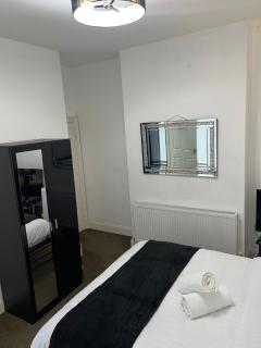 Favourite Ensuite Room - 9