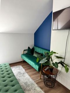 Modern 2-Bed Apartment - Near Train and Town - Parking Available - High Wycombe - 2
