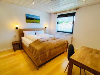 Allpartment Allgäu - Ferienwohnung mit 3 Schlafzimmern & Balkon - 8