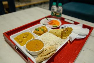 Urvi Banquets & Guest House - 4