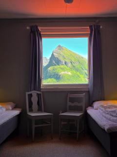 Lydersen Rorbuer Budget Hostel & Private Apartments - 8