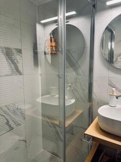 All Season - Summer Room - 5