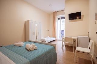 Room Nabigi' - Centro Storico - 9
