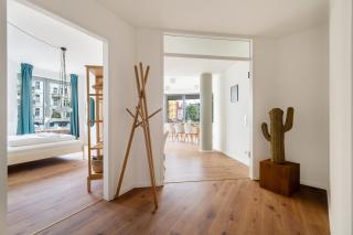 Bright & Spacious Berlin Home - 6