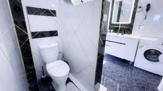 Panoramic apartment on Hamid Alimjan square - 7