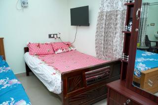 Jupiter Home stay - Tiruchirappalli - 5