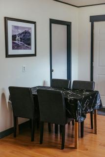 Pet-Friendly Invermere Home with Firepit by StayIn - Lake Windermere - 2