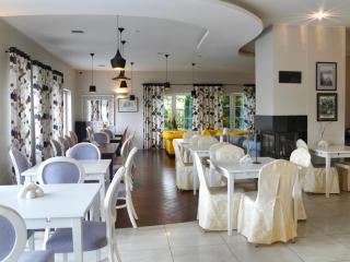 Hotel Biały Dwór - 6