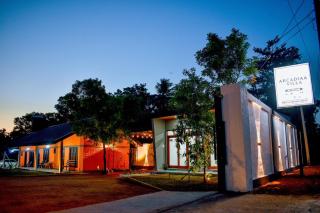 Arcadiaa Hotel - - 2