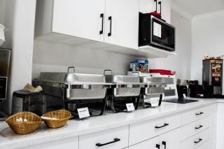 Ramada by Wyndham Sherwood Park - Sherwood Park - 7