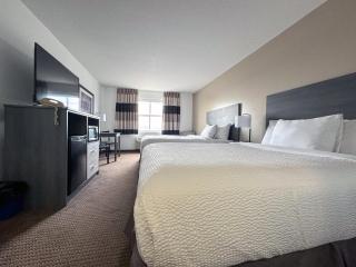 Ramada by Wyndham Sherwood Park - Sherwood Park - 1
