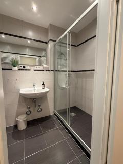 Neu !! Im Herzen der Neustadt aber ruhig - mit Terrasse - Dresda - 6