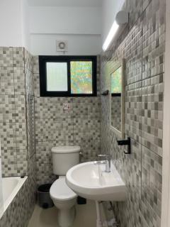 1BR Apartment w Double Bed Room 2 - Paphos - 6