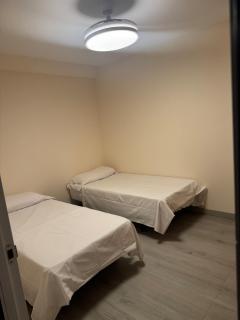 2 bedroom apartment for rent - 6