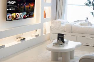 Unreal Patio Private beach Sea View 1BR - 2