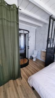 Romantic Cognac Studio - Cognac - 4