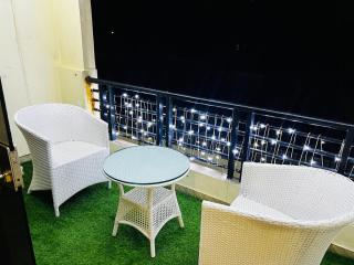 Jimmys luxury retreat - 3