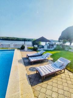 Stunning Danube Villa - Novi Sad - 9