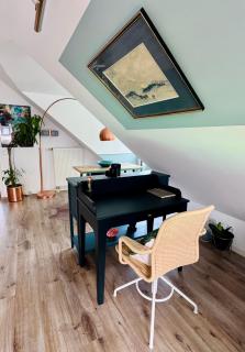Sunny Attic Studio Central & Close to BER Airport - 4