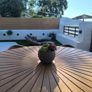 Malakion Lux Seaside Jacuzzi - 5