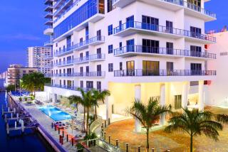 Modern Condo Retreat with Ample Space - Hollywood - 6
