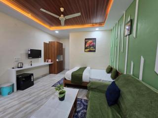 saaz resort and lawn - 1